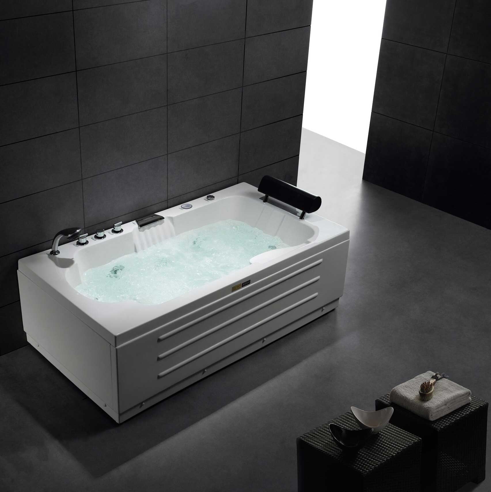 Beachmont Luxury Whirlpool Tub - Aquapeutics LLC