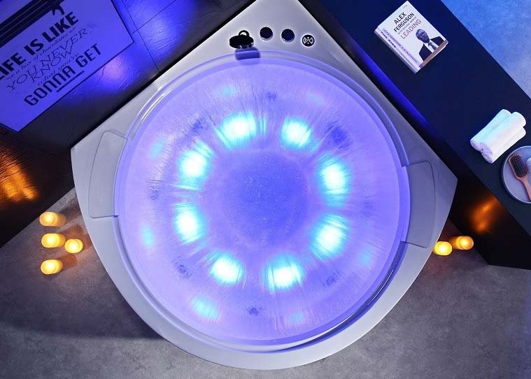 Niagara Luxury Whirlpool Tub - Aquapeutics LLC