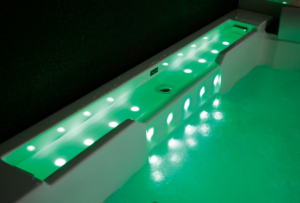 California Luxury Massage Bathtub - Aquapeutics LLC