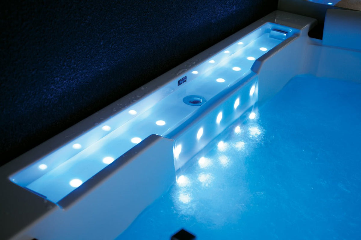 California Luxury Massage Bathtub - Aquapeutics LLC