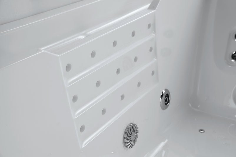 California Luxury Massage Bathtub - Aquapeutics LLC
